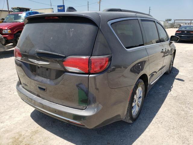Photo 4 from auction – 2017 CHRYSLER PACIFICA T with VIN 2C4RC1BG2HR823853