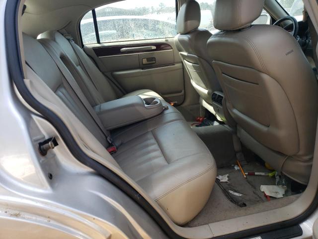 Photo 6 from auction – 2004 LINCOLN TOWN CAR E with VIN 1LNHM81W84Y602379