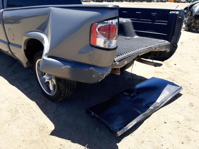 Photo 9 from auction – 2003 GMC SONOMA with VIN 1GTCS19X238237818
