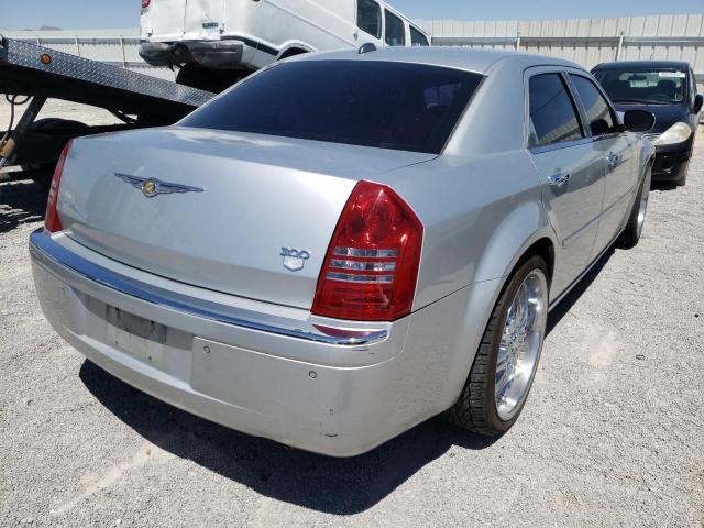 Фото 4 с аукциона – 2006 CHRYSLER 300C с VIN 2C3LA63H46H196645