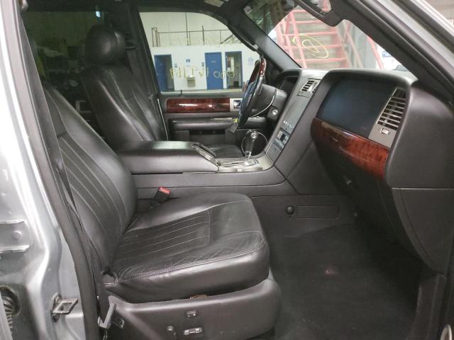 Photo 5 from auction – 2006 LINCOLN NAVIGATOR with VIN 5LMFU28546LJ24511