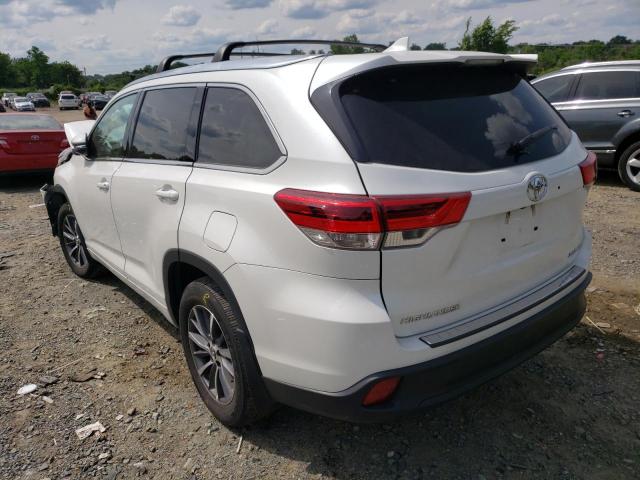 Photo 3 from auction – 2018 TOYOTA HIGHLANDER with VIN 5TDJZRFH9JS560514