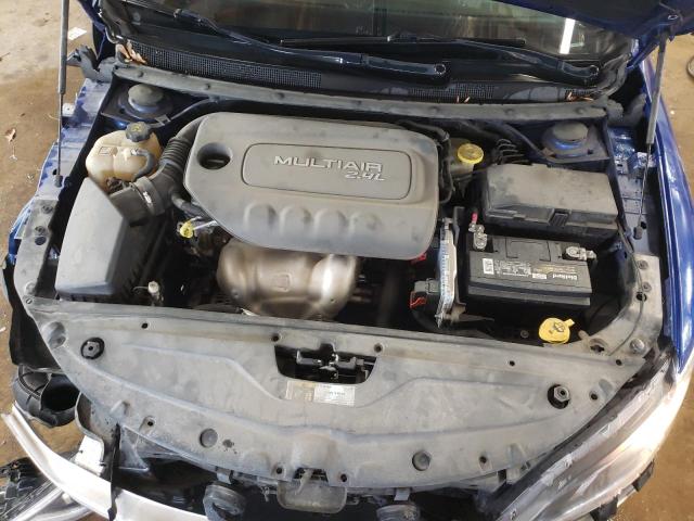 Foto 7 de la subasta – 2015 CHRYSLER 200 LIMITE con VIN 1C3CCCABXFN651755