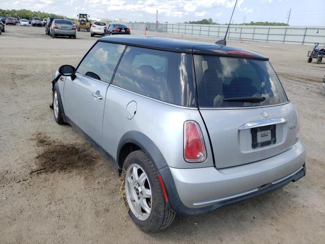 Photo 3 from auction – 2006 MINI COOPER with VIN WMWRC33506TK66193