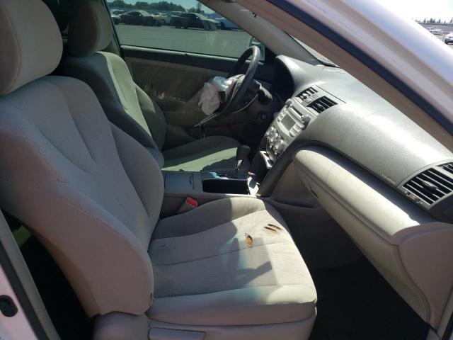 Photo 5 from auction – 2011 TOYOTA CAMRY with VIN 4T1BF3EK5BU586382
