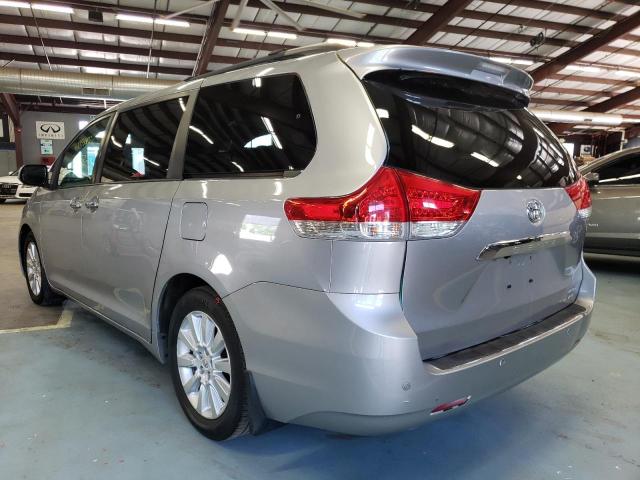 Photo 3 from auction – 2011 TOYOTA SIENNA XLE with VIN 5TDDK3DCXBS012853
