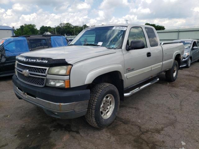 Photo 2 from auction – 2005 CHEVROLET SILVERADO with VIN 1GCHK29285E167701