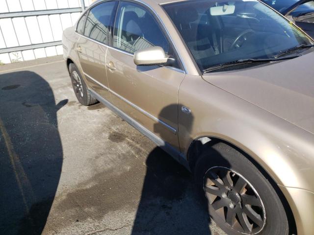 Photo 9 from auction – 2001 VOLKSWAGEN PASSAT with VIN WVWPH63B51E123238