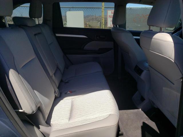 Photo 6 from auction – 2015 TOYOTA HIGHLANDER with VIN 5TDBKRFHXFS188505