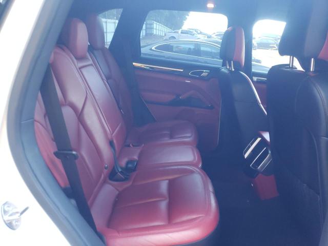 Photo 6 from auction – 2016 PORSCHE CAYENNE SE with VIN WP1AE2A25GLA58629