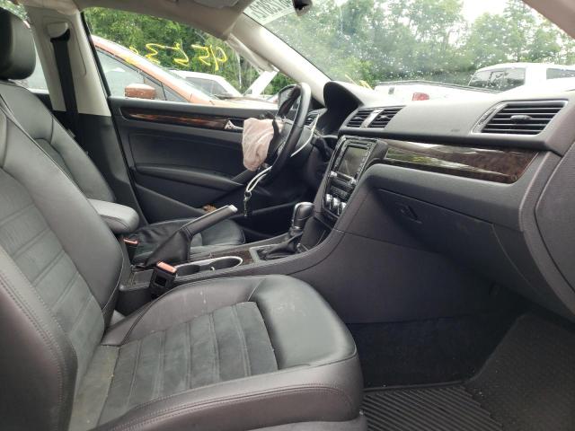 Photo 5 from auction – 2014 VOLKSWAGEN PASSAT SEL with VIN 1VWCN7A32EC039692