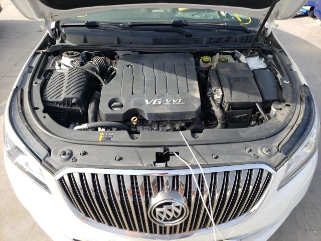 Photo 7 from auction – 2016 BUICK LACROSSE with VIN 1G4GB5G37GF137493