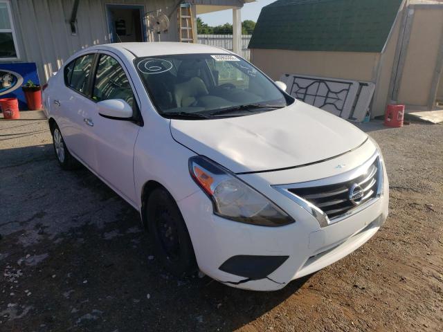 NISSAN VERSA S 2017 with VIN 3N1CN7AP8HL811663 - Photo from auction
