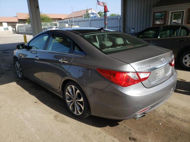 Photo 3 from auction – 2013 HYUNDAI SONATA SE with VIN 5NPEC4AB3DH591969