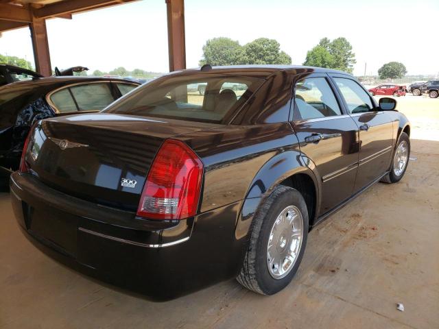 Photo 4 from auction – 2005 CHRYSLER 300 TOURIN with VIN 2C3JA53G45H150661