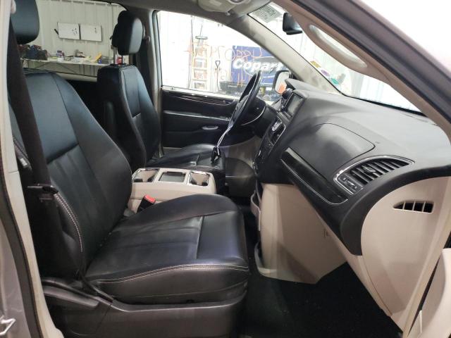 Photo 5 from auction – 2013 CHRYSLER TOWN & COU with VIN 2C4RC1BG2DR613828