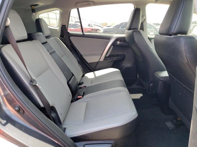 Photo 6 from auction – 2017 TOYOTA RAV4 HV LI with VIN JTMDJREV4HD132299