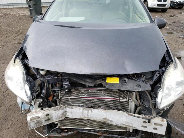 Photo 7 from auction – 2013 TOYOTA PRIUS with VIN JTDKN3DU2D5596021