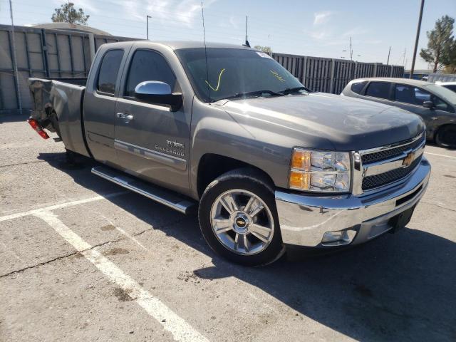 CHEVROLET SILVERADO 2013 with VIN 1GCRCSE08DZ255015 - Photo from auction