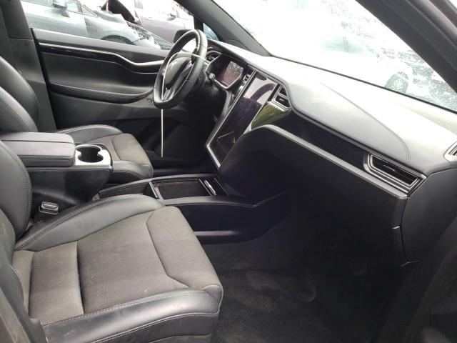 Photo 5 from auction – 2018 TESLA MODEL X with VIN 5YJXCDE26JF088711