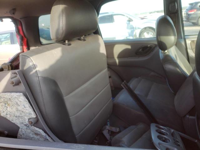 Photo 6 from auction – 2005 FORD ESCAPE XLT with VIN 1FMYU93185KC96280