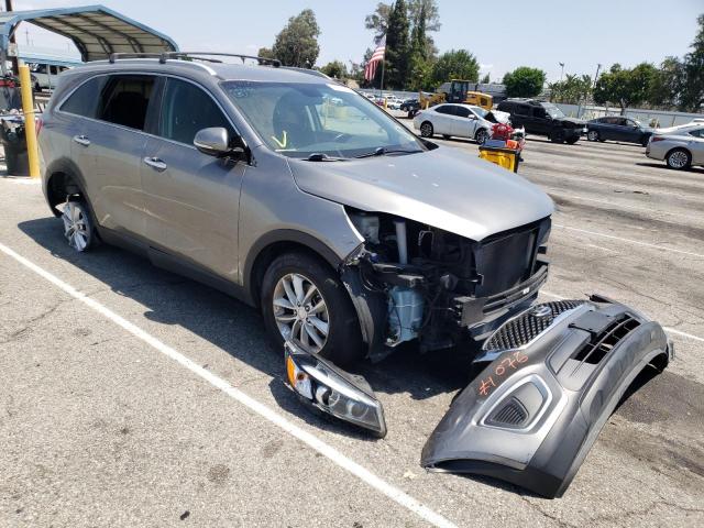 KIA SORENTO LX 2017 with VIN 5XYPG4A30HG249012 - Photo from auction
