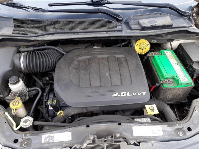 Photo 7 from auction – 2014 CHRYSLER TOWN & COU with VIN 2C4RC1CG0ER338914