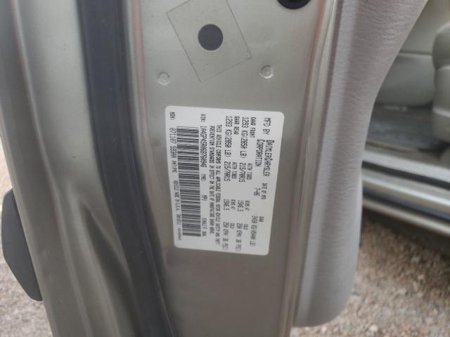 Photo 10 from auction – 2006 CHRYSLER TOWN & COU with VIN 1A4GP45R06B760946