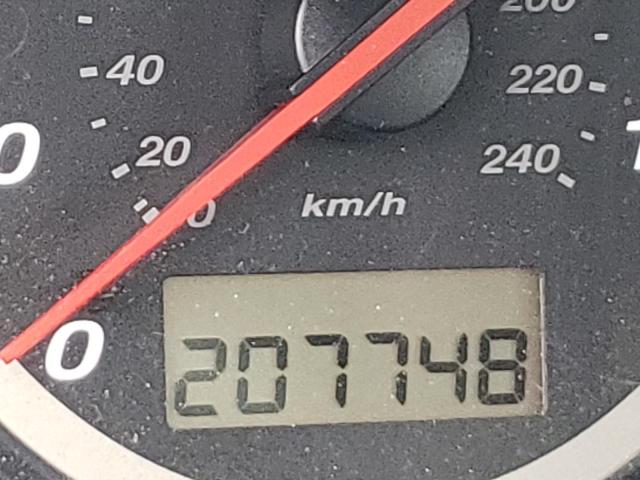 Photo 8 from auction – 2002 HONDA CR-V LX with VIN JHLRD78452C075664