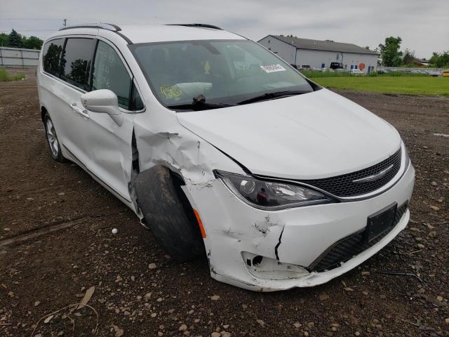 CHRYSLER PACIFICA T 2017 with VIN 2C4RC1EG0HR679330 - Photo from auction