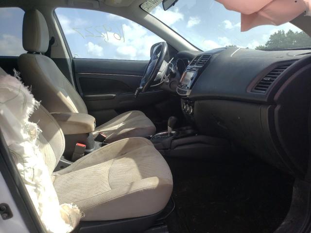 Photo 5 from auction – 2015 MITSUBISHI OUTLANDER with VIN 4A4AP4AW3FE030740