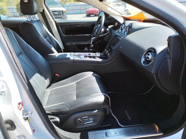 Photo 5 from auction – 2013 JAGUAR XJ with VIN SAJWJ1CD9D8V45022