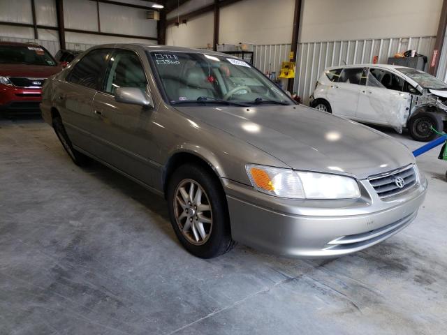 TOYOTA CAMRY LE 2000 with VIN JT2BF28K4Y0288523 - Photo from auction