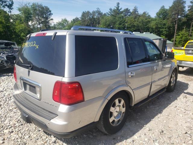 Photo 4 from auction – 2005 LINCOLN NAVIGATOR with VIN 5LMFU28535LJ05219