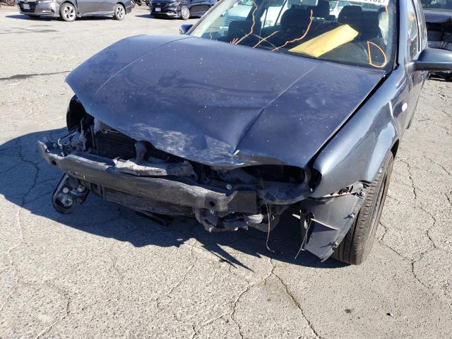 Photo 9 from auction – 2004 VOLKSWAGEN GOLF GL with VIN 9BWFL61J144017700