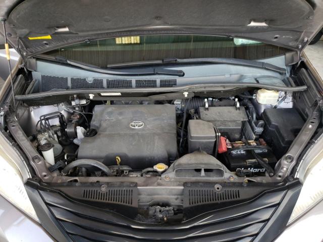 Photo 7 from auction – 2015 TOYOTA SIENNA with VIN 5TDZK3DC6FS645961