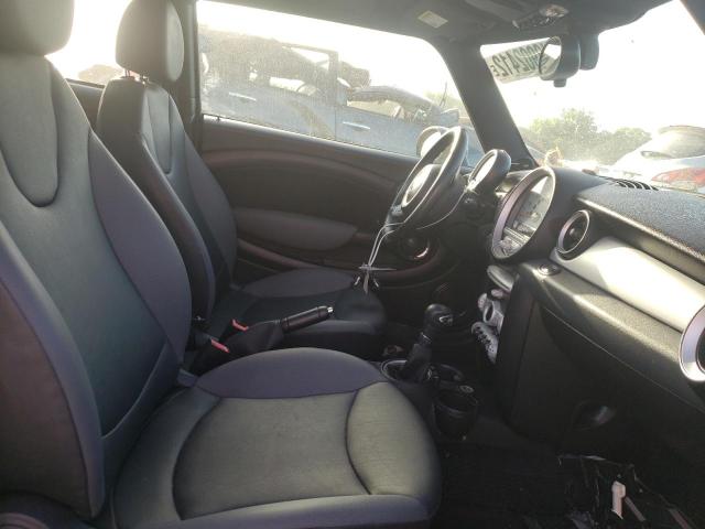 Photo 5 from auction – 2010 MINI COOPER with VIN WMWMF3C5XATZ61159