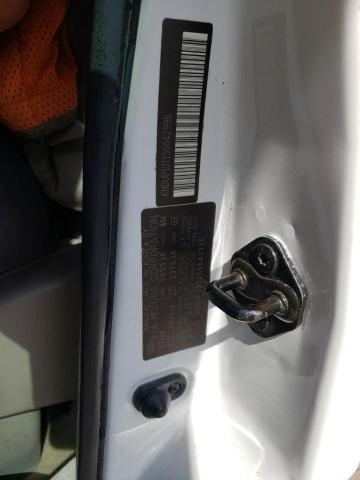 Photo 10 from auction – 2005 KIA SEDONA EX with VIN KNDUP131156642996