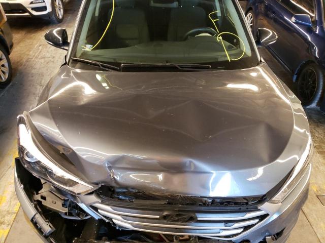 Photo 7 from auction – 2017 HYUNDAI TUCSON LIM with VIN KM8J3CA29HU502230