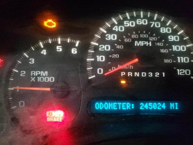 Photo 8 from auction – 2003 CHEVROLET SILVERADO with VIN 2GCEC19T931141657