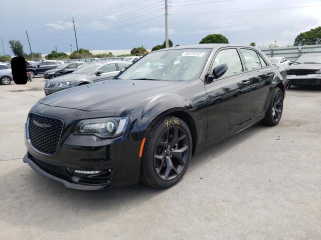 Photo 2 from auction – 2021 CHRYSLER 300 S with VIN 2C3CCABT2MH673525