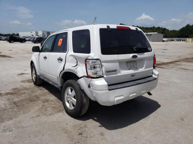 Photo 3 from auction – 2011 FORD ESCAPE XLS with VIN 1FMCU0C75BKA45254