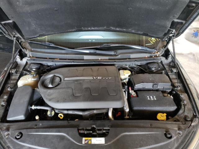 Photo 7 from auction – 2015 CHRYSLER 200 C with VIN 1C3CCCEGXFN700068