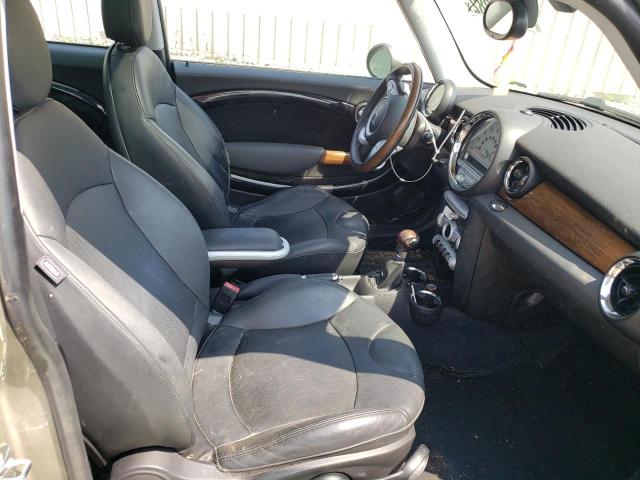 Photo 5 from auction – 2009 MINI COOPER S C with VIN WMWMM335X9TP90267