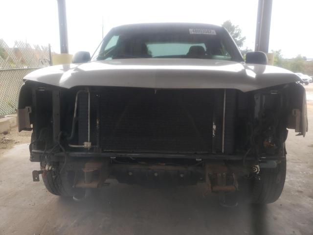Photo 9 from auction – 2005 CHEVROLET SILVERADO with VIN 1GCEC19V95Z258537
