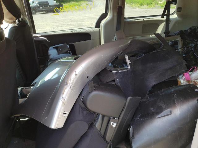 Photo 6 from auction – 2014 CHRYSLER TOWN & COU with VIN 2C4RC1BG6ER276923