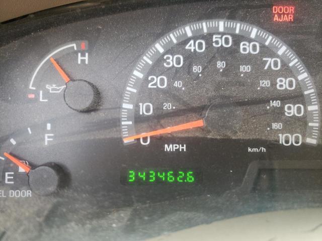 Photo 8 from auction – 2000 FORD F150 with VIN 1FTZX1720YNB06592