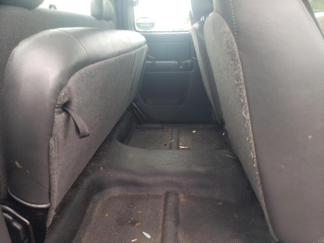 Photo 9 from auction – 2003 CHEVROLET 1500 SILVE with VIN 2GCEC19X831132659