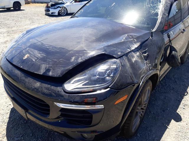 Photo 9 from auction – 2017 PORSCHE CAYENNE SE with VIN WP1AE2A22HLA70111
