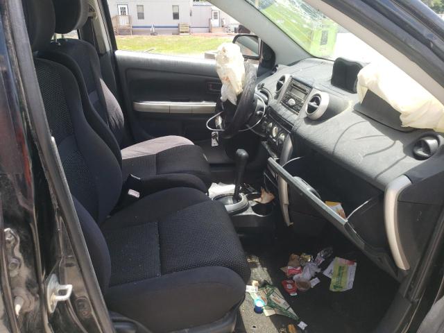Photo 5 from auction – 2004 TOYOTA SCION XA with VIN JTKKT624440069534